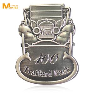 Insigne à épingle en alliage de zinc 3D personnalisé Insigne en métal personnalisé - Product Image 3