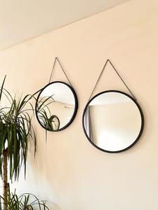 Espejo de Pared Redondo con Marco Negro, Diseño Minimalista, Vidrio Decorativo de 4.0 mm de Grosor - Product Image 2