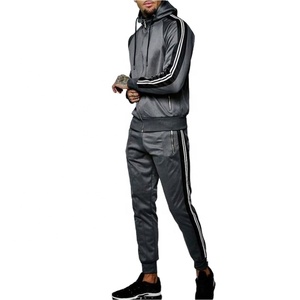 Top mode survêtements fitness s'adapter gym costume hommes survêtement nouveau design personnalisé Survêtement - Product Image 1