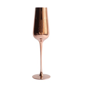 Cuivre Gobelets pour Vodka Cocktails et Vins Plats - Product Image 1