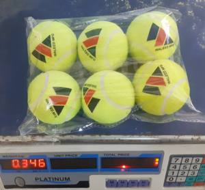Fabricante mayorista de juguetes de goma para mascotas con logo personalizado impreso, pelotas de tenis para perros. - Product Image 3