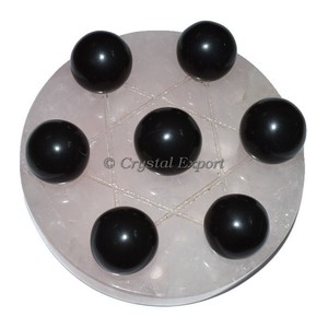 Estrella de David con Ágata Negra y 7 Bolas de Cuarzo Rosa |   Estrella de David con Ágata Negra de 7 Bolas en Venta, Cristal - Product Image 1