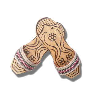 Mù<span class=keywords><strong>a</strong></span> Hè Ottoman Phong Cách Hamam Guốc Phòng Tắm Bằng Gỗ Dép Đi Trong Nhà Cho Nam Giới Và Phụ Nữ Phổ Biến Slide Thiết Kế Từ Thổ Nhĩ Kỳ - Product Image 1