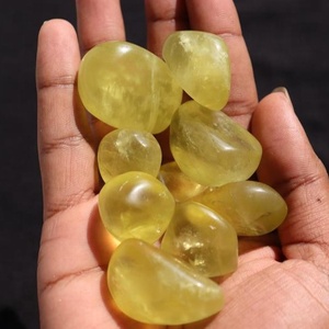 Figurines Sun-Kissed Aura en quartz citron poli pour l'amour Feng Shui optimisme prospérité et décoration élégante - Product Image 1