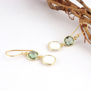 Roxi — boucles d'oreille en forme de coussin améthyste vert, quartz et agate blanche, plaqué or, double pierre, pendentifs - Product Image 2