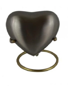 Urnas de cremación de metal hechas a mano de nuevo diseño para cenizas humanas Fabricante al por mayor Urnas de metal decorativas personalizadas - Product Image 1