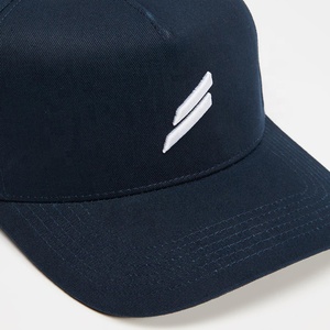 Gorra Deportiva Unisex con Logotipo Bordado Personalizado, Gorra de Béisbol de 5 Paneles de Algodón Transpirable de Alta Calidad, Diseño Común - Product Image 6