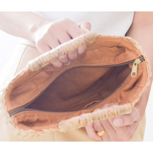 Bolso Plegable Pequeño Estilo Boho de Paja con Forro Crema y Asa Superior de Jacinto de Agua, Venta al por Mayor en Vietnam - Product Image 3