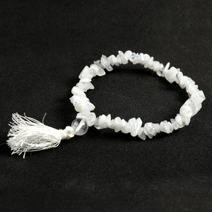 Wholesaler of White Moonstone <b>Chips</b> | White Moonstone <b>Chips</b> for Sale - Product Image 1