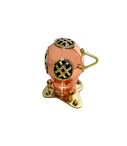 Casco de latón dorado de cobre puro, accesorio de exhibición del fabricante indio - Product Image 1