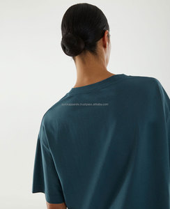 T-shirt court en coton premium pour femme, coupe ajustée décontractée, avec étiquettes tissées personnalisées pour marque privée, fabrication usine - Product Image 3
