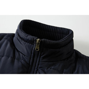 Precio de fábrica Hombres Ropa de calle de invierno Estilos urbanos Chaleco Tallas grandes Manga Menos Chaquetas acolchadas Sudaderas con capucha - Product Image 3