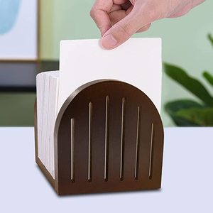 Porte-serviettes antique en métal et bois au design marron élégant, idéal pour la table de mariage et les restaurants et les hôtels. - Product Image 3