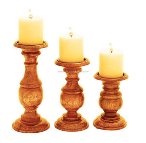 Ensemble de 3 bougeoirs en bois de mangue faits à la main, de luxe, sur mesure, en gros, provenant d'un fournisseur indien - Product Image 1