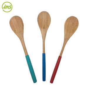 Cuchara de Cocina de Bambú Carbonizado de 12 Pulgadas con Mango de TPR Antideslizante y Resistente al Calor - Product Image 1