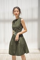 Fabricante OEM/ODM, Vestido Casual Corto con Cierre y Bordado Floral Primaveral, Tejido Natural 100% Poliéster, Corte en A, para Mujer, con Logotipo Personalizado
