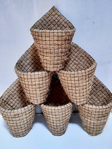 Pots de jardin et de plantes biodégradables en fibre de coco naturelle avec un design rustique/minimaliste pour une utilisation suspendue et à domicile - Product Image 2