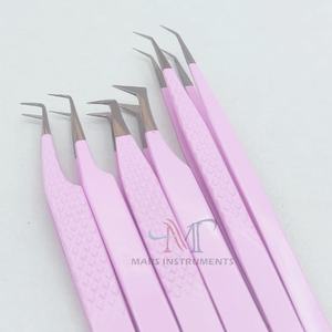 Pinzas clásicas de extensión de pestañas de volumen, Punta puntiaguda de acero inoxidable para aislamiento y ventiladores de volumen, herramienta de pestañas sostenible - Product Image 2