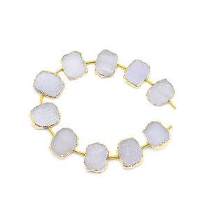 Druzy blanco 13 a 15 MM rectángulo forma Centro perforado chapados en oro 10 cuentas Strand - Product Image 5