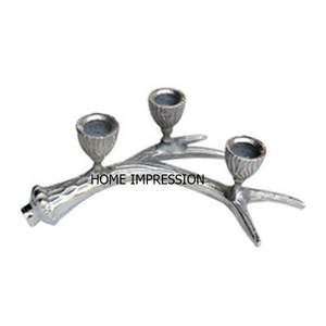 Portavelas de Metal Fundido de Aluminio Ecológico Hecho a Mano de Lujo Antler, Color Personalizado para Decoración Navideña del Hogar, Venta en India - Product Image 2