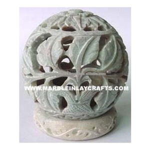 เชิงเทียนหินสบู่ที่สวยงาม - Product Image 1