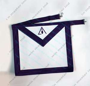 Delantal Cuadrado Masónico de Cuero Ecológico con Talla Personalizada - Product Image 1