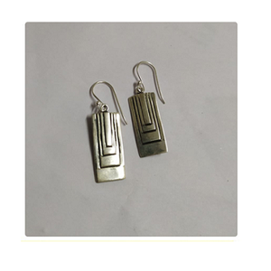 Handmade phụ nữ cưới Bông tai thiết lập với tùy chỉnh thiết kế Bạc đinh tán có tính năng kim cương và ngọc trai giá cả cạnh tranh - Product Image 1