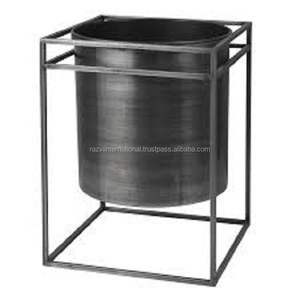 Support de fleurs en métal pour sol décoratif pour la maison Pots de fleurs et jardinières élégants pour l'intérieur et l'extérieur - Product Image 5