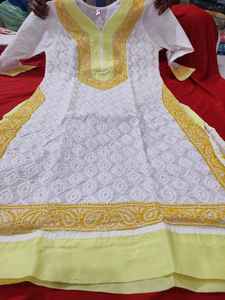 Chikankari frontal Jaal bordado Kurti con hermoso hilo trabajo manual elegante y cómodo traje para mujeres para uso diario - Product Image 2