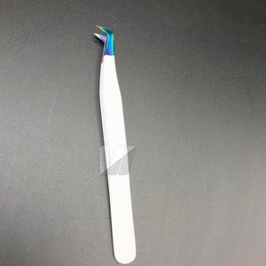 Pince à épiler d'extension de cils en acier inoxydable japonais blanc avec logo personnalisé Volume fortement incurvé Pointe pointue Produit durable - Product Image 3