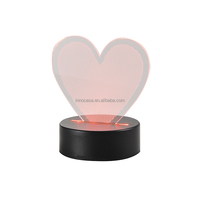 Usine nouvelle lampe de table LED RVB L0I-BLC59 à piles avec motif découpé en acrylique en forme de coeur Design contemporain sans fil