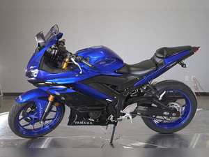 Motocicleta Deportiva Yamaha YZF-R3 Usada 2014 a 2019 Disponible - Product Image 3