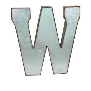 뜨거운 판매 큰 편지 W 아연 도금 금속 벽 장식 소박한 금속 벽 편지 도매업