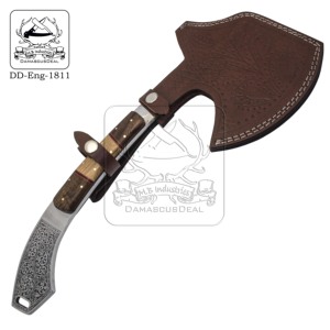Hacha Táctica Personalizada con Cabeza de Pico, Diseño Grabado a Mano, Acero Inoxidable, Mango de Madera de Palisandro y Olivo para Uso de Supervivencia - Product Image 4