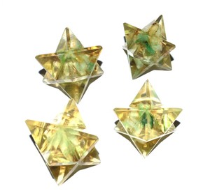 Piedras Curativas Naturales, Aventurina Verde, Estrella Merkaba de Orgón, Gema Tallada, Arte Feng Shui Coleccionable - Product Image 1