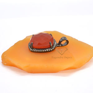 Cojín forma cornalina piedra preciosa colgante 925 plata esterlina negro rodio plateado venta al por mayor moda colgantes y dijes cúbicos - Product Image 3