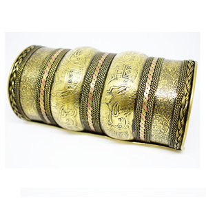 2022 New Year December Texas Hyderabad ethnic bracele Wedding Bridal Fashion Wide Solid Colorful Brass <b>Bangle</b> <b>Bracelet</b> for Women - Product Image 4