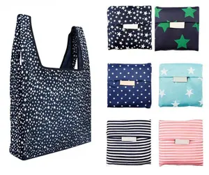 Vente en gros de sacs à provisions en polyester pliables avec logos pour le bricolage couleur personnalisée taille bricolage logo cadeaux promotionnels