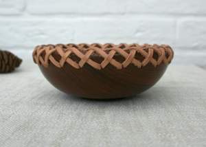 ชามไม้ทันสมัยพร้อมของตกแต่งลูกไม้ทำด้วยมือ,ของขวัญแฮนด์เมดสีน้ำตาลธรรมชาติที่ไม่ซ้ำใครใช้สำหรับเครื่องครัวและคาเฟ่ - Product Image 3