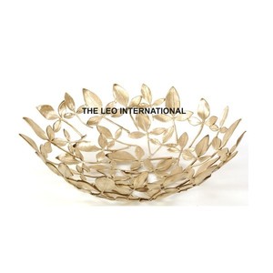 Bol décoratif de forme irrégulière de couleur argentée en aluminium en métal servant des aliments Table à manger fête bol de vacances - Product Image 5