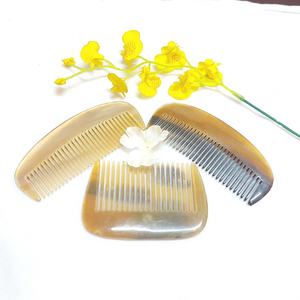 <b>HOT</b> ITEM OF HORN <b>COMB</b> - 100% made from natural buffalo <b>comb</b> horn supplied by big supplier of horn hair <b>comb</b> - Product Image 2