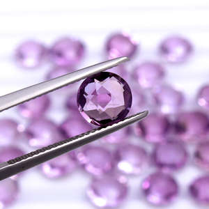 Forma de cuadros redondos 100% amatista natural púrpura Grado Superior mejor calidad piedras preciosas sueltas preciosas a granel Fabricación de joyas piedra OEM - Product Image 5