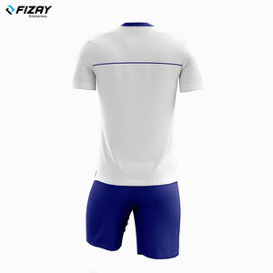 Maillot de football sportif respirant personnalisé en polyester uni pour hommes Ensembles d'uniformes de football Ensemble de maillots de football Kits de football Ensemble complet - Product Image 2