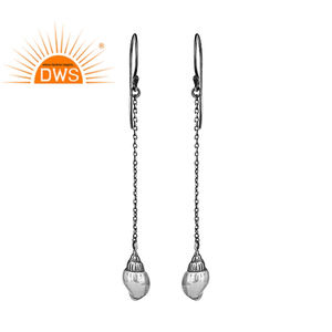 Boucles d'oreilles pendantes en argent sterling oxydé, coquillage, bijoux en argent uni, collection classique du fabricant - Product Image 1
