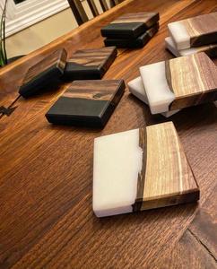 Offre spéciale sous-verres en bois et résine ensemble de 4 pièces sous-verres décoratifs pour le thé maison de luxe hôtel restaurant vaisselle sous-verres tapis et tampons - Product Image 2