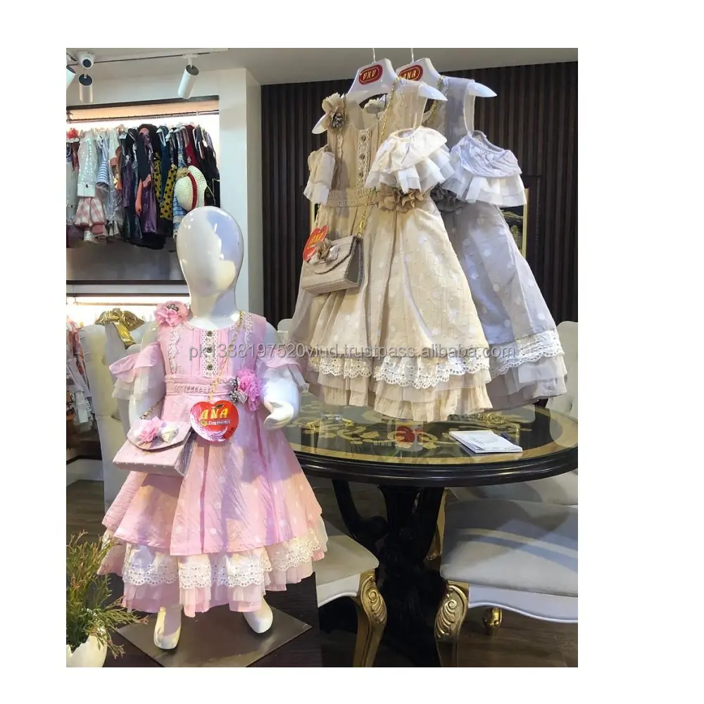 Weiße Paste Goli Print Baumwolle Party Wear Kleid erstaunliches Design Baby Girl Kleid mit ausgefallenen Geldbörse
