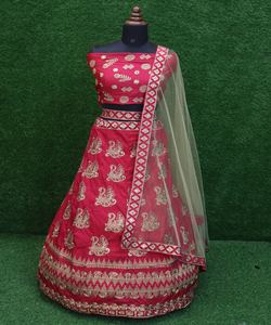 Designer exclusif travail manuel brodé coloré Lehenga Choli avec dupatta vêtements traditionnels vêtements lehenga choli en gros - Product Image 6