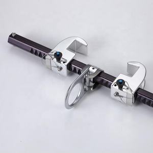 Système de protection contre les chutes de toit avec harnais de sécurité - Product Image 1