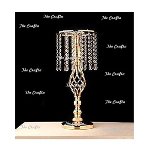 Centro de mesa de boda de calidad exclusiva en centro de mesa pulido de oro de metal con cristal para uso en eventos de fiesta - Product Image 1