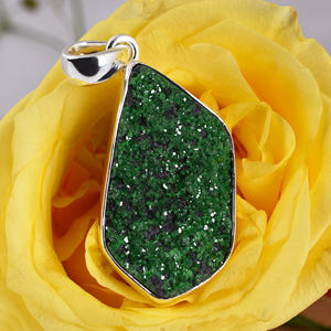 De piedras preciosas Moldavite moderno colgante exclusivo colgante hermoso diseño de lujo colgante - Product Image 3